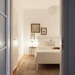 Spacious Old Town Apartment Perfect Home For 5 公寓