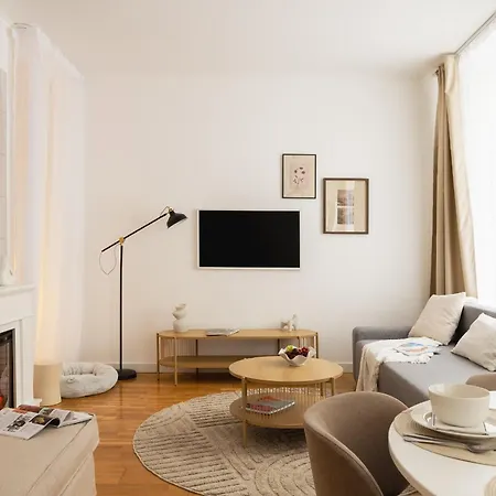 Spacious Old Town Apartment Perfect Home For 5 * פראג