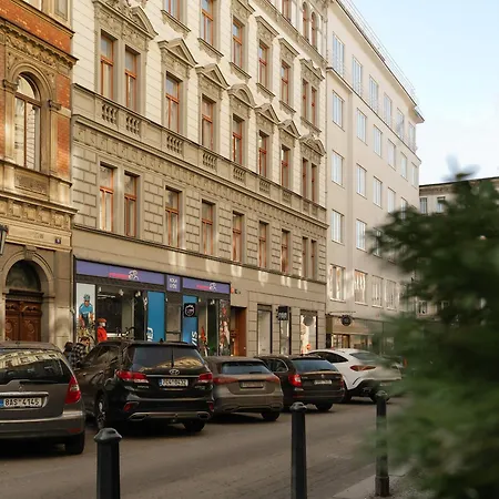 Urban Skorepka *