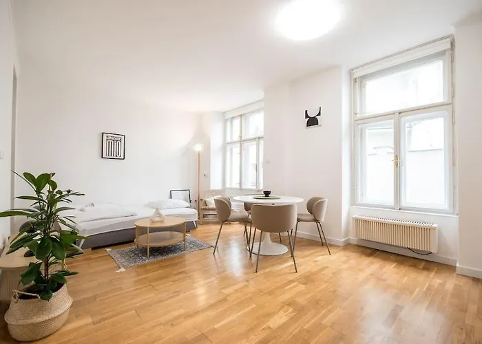 Urban Skorepka *