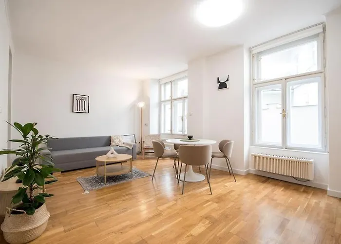 Urban Skorepka *