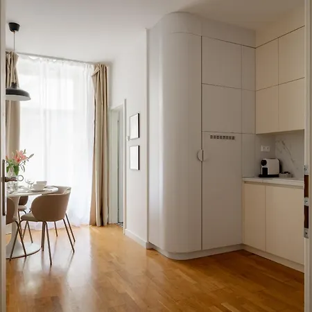 Spacious Old Town Apartment Perfect Home For 5 * Prag
