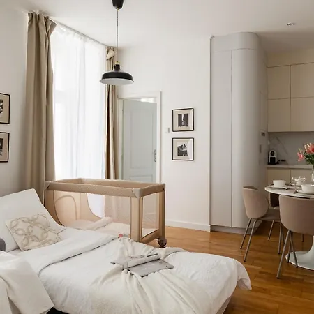 Spacious Old Town Apartment Perfect Home For 5 Lägenhet Prag